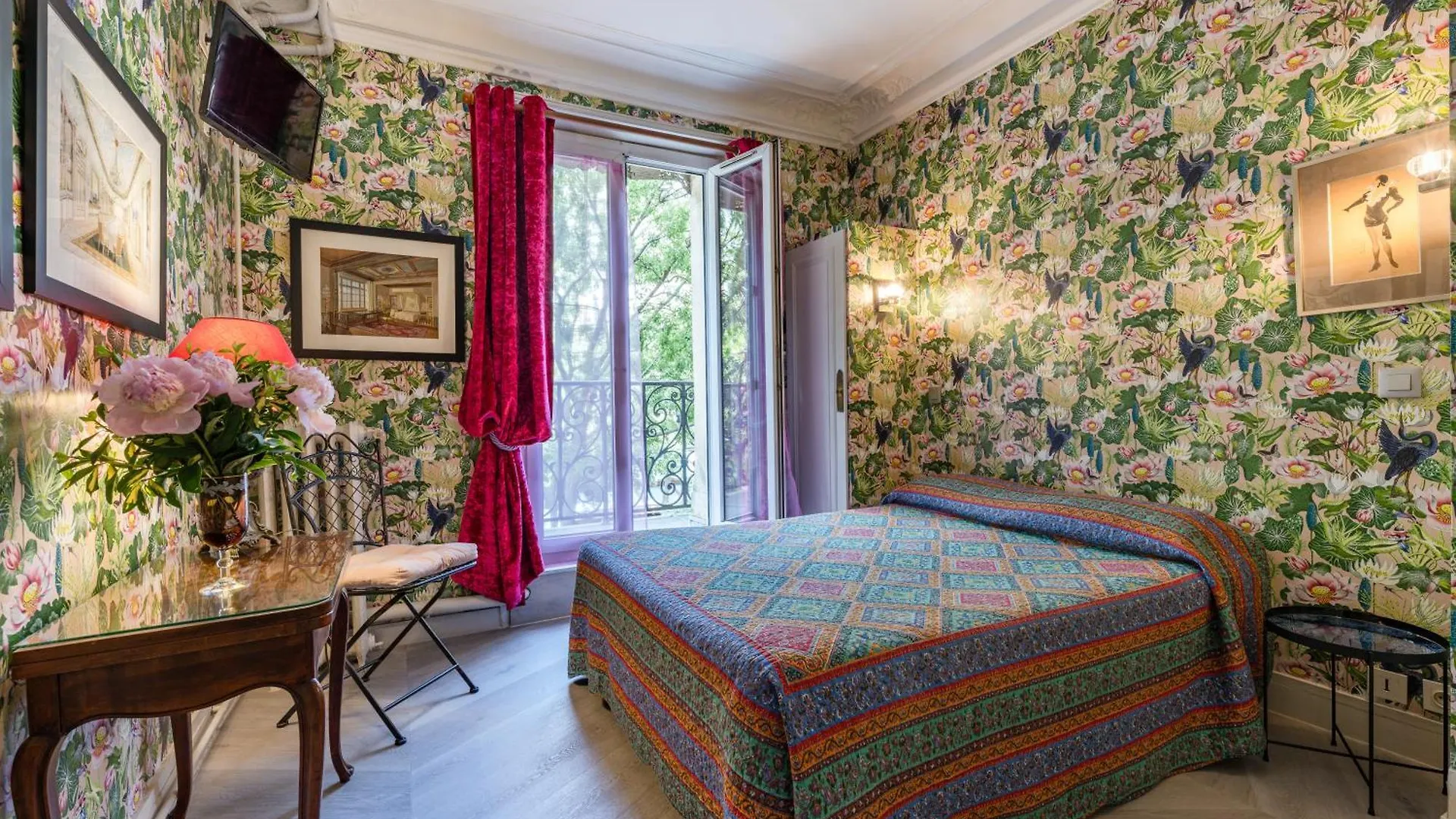 De Hotel Parijs